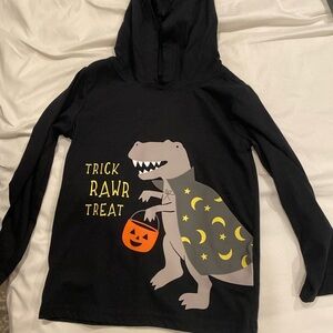 Carters 4T black Halloween hoodie. Great condition. Hoodie t shirt.